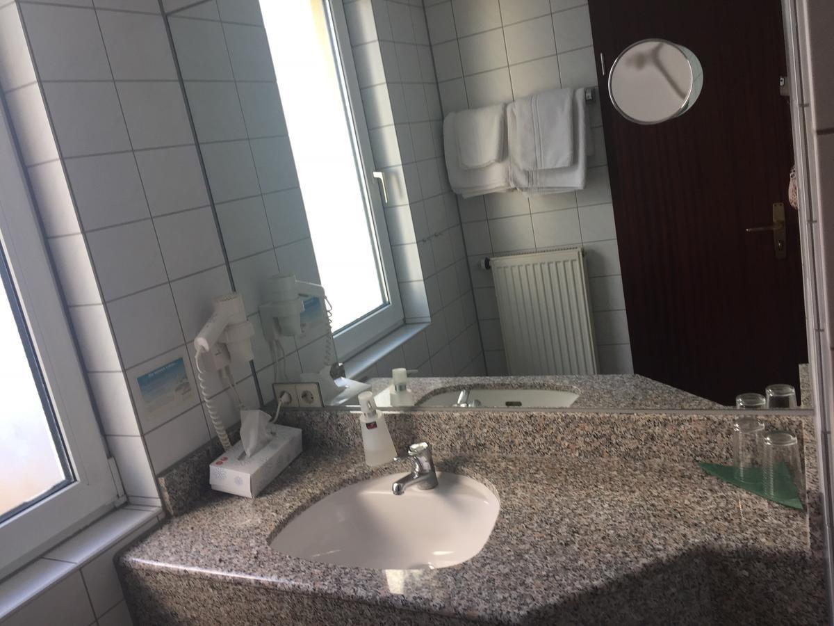 Süßen Hotel-Restaurant Lowen المظهر الخارجي الصورة